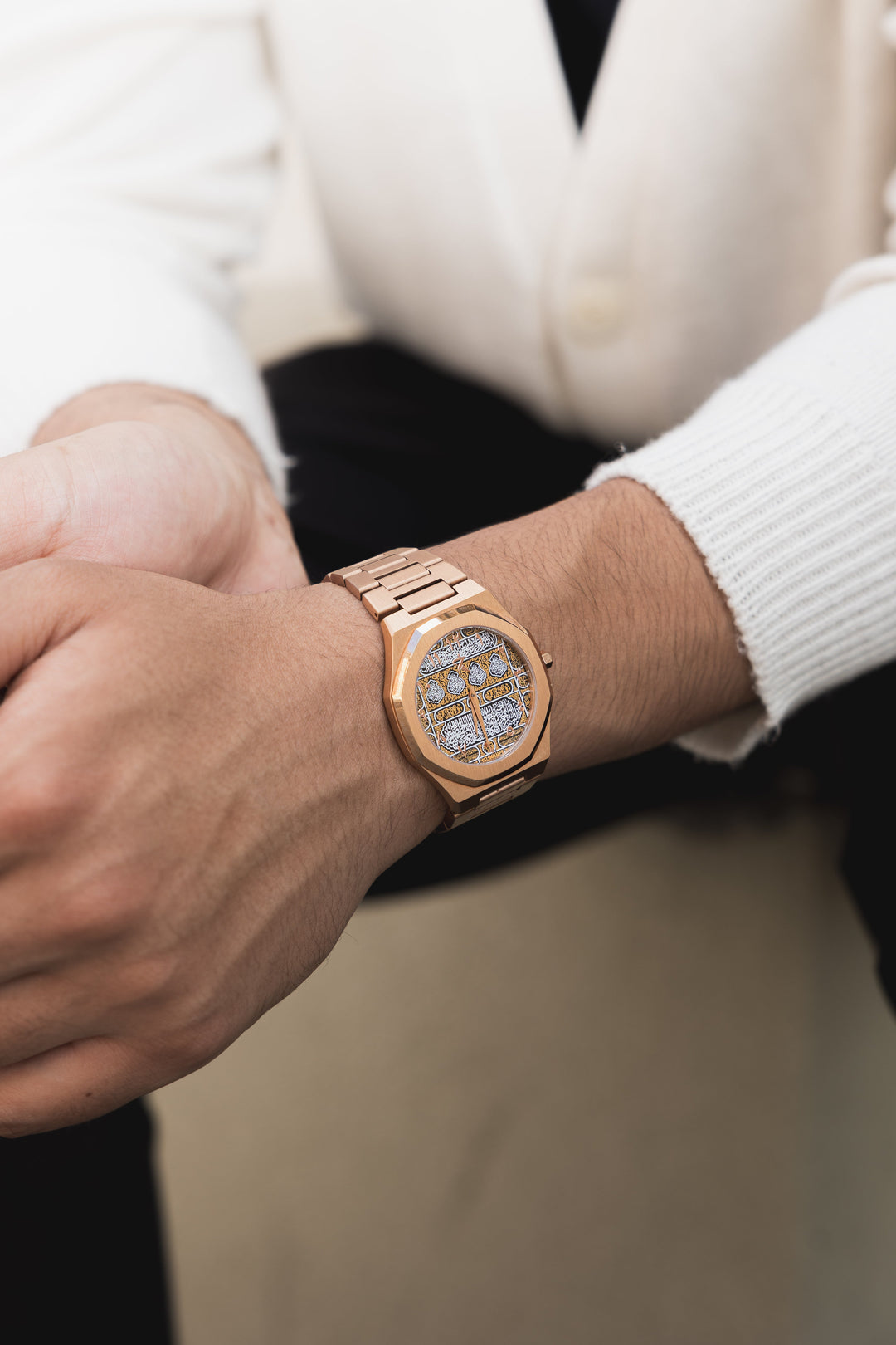 The Royal Kiswah Rose Gold Khalifos